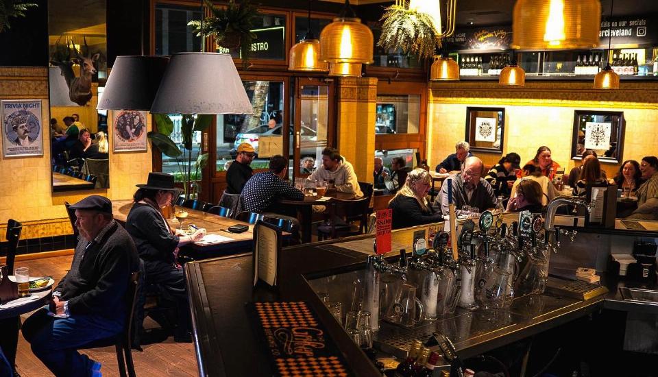 Bar Cleveland Redfern
